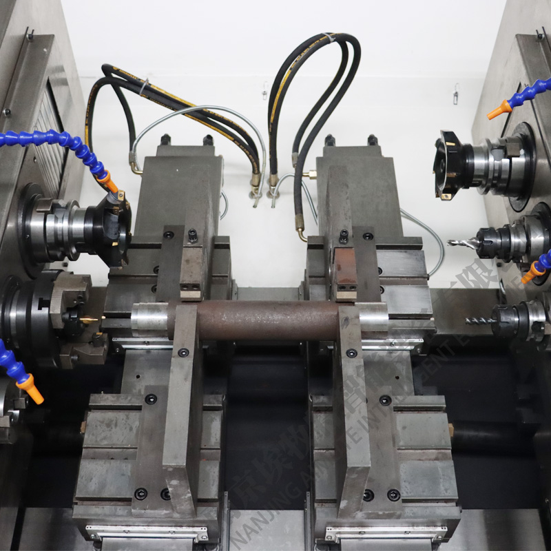 斜式（shì）銑打機床細（xì）節