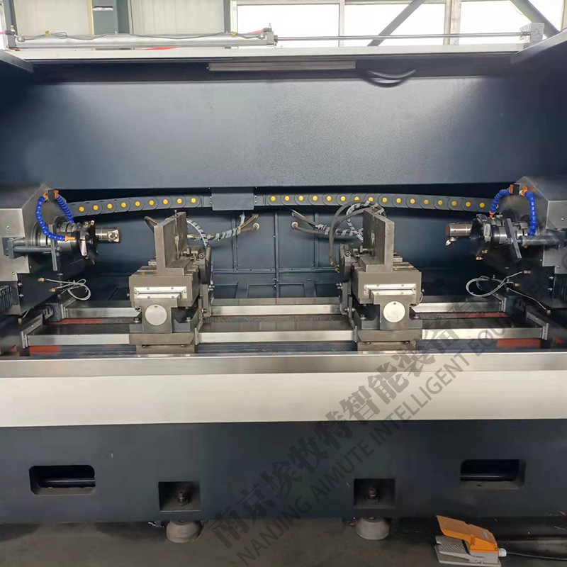 四（sì）軸銑打機（jī） 細（xì）節