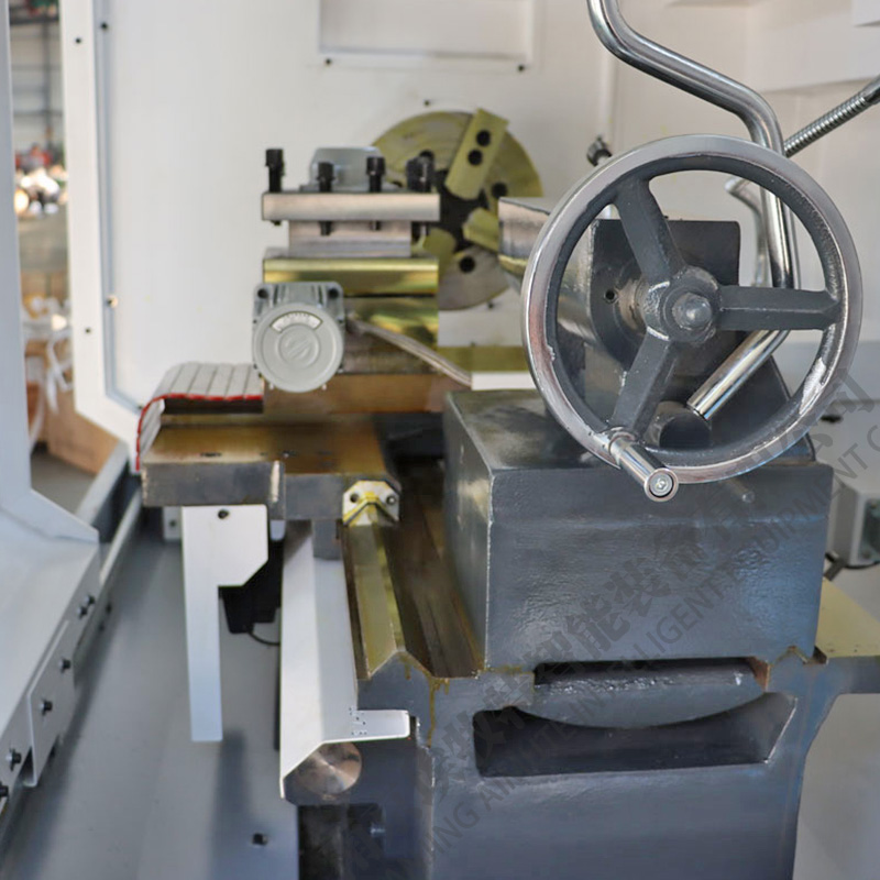 臥式數控車床 CK6136