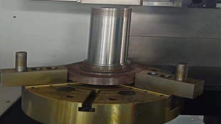 江蘇黃總定（dìng）製的SZ60的（de）雙主軸軸類數（shù）控立車已經調（diào）試完成開始生產